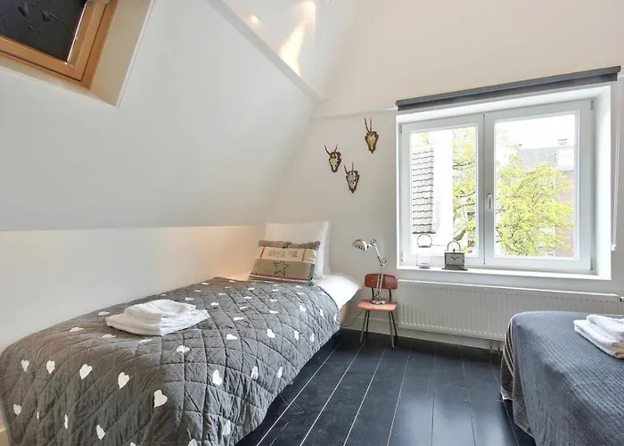 2 Bedroom Center Terrace Appartement Amsterdam