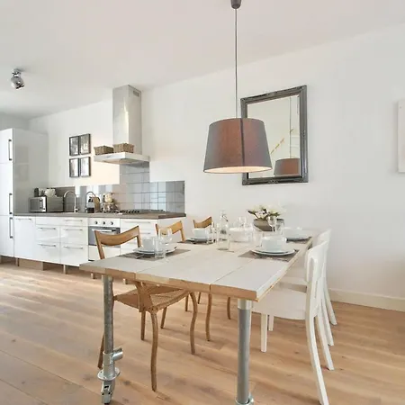 2 Bedroom Center Terrace דירה אמסטרדם